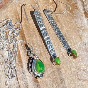 💥SET💥Green Turquoise Necklace & Earring Set